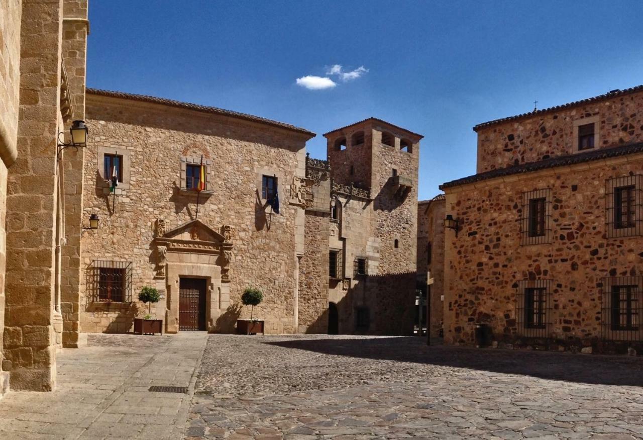 Adama Apartamento Turistico Caces 外观 照片