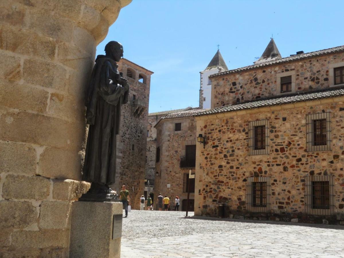 Adama Apartamento Turistico Caces 外观 照片